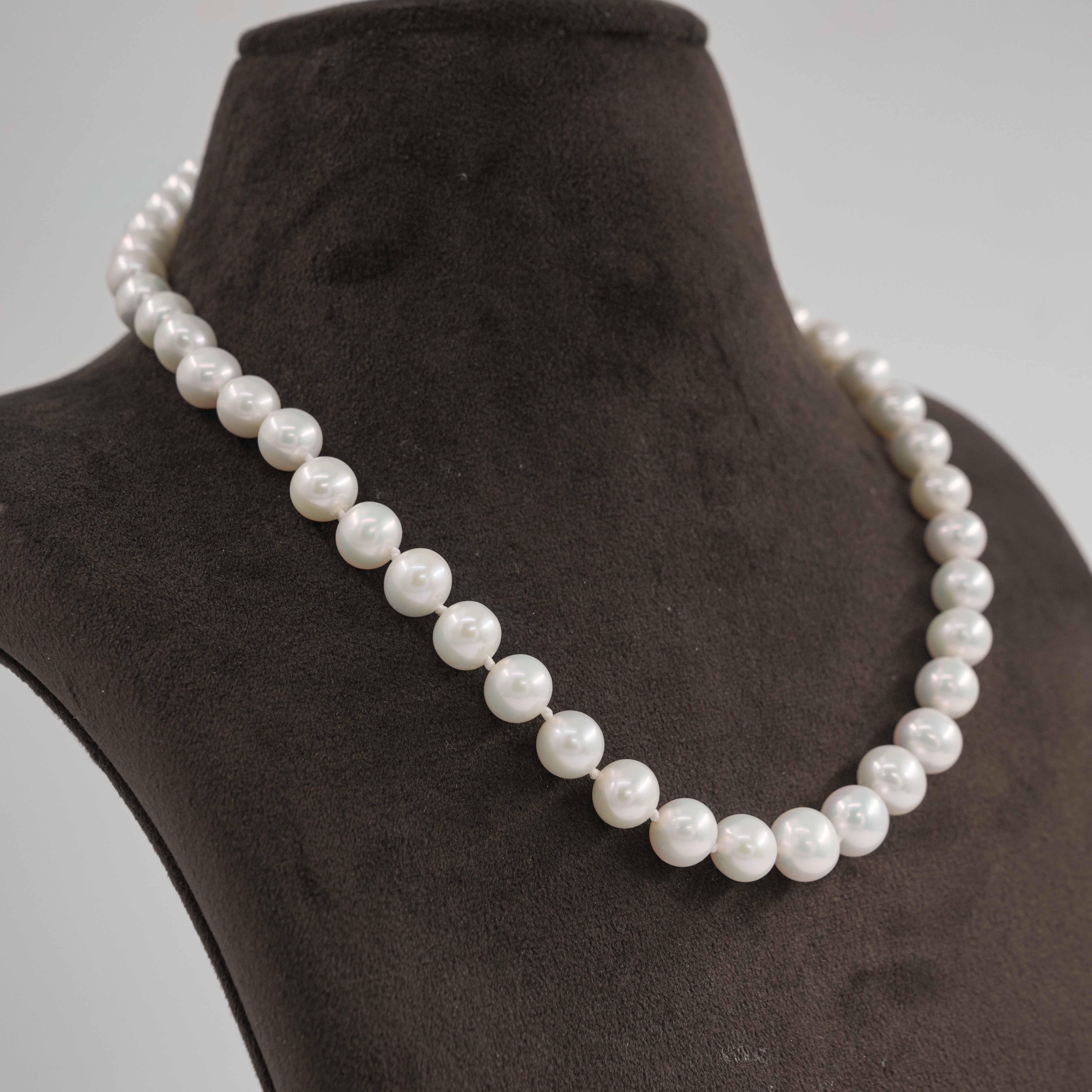 Order Classic Natural Pearl necklace online in Hyderabad